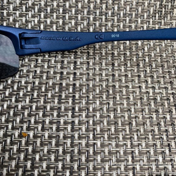 ~ESCADA LAUREL Italy Black/White Leather Gold Hardware Belt~34~NEW!~RARE!~ - Picture 8 of 8